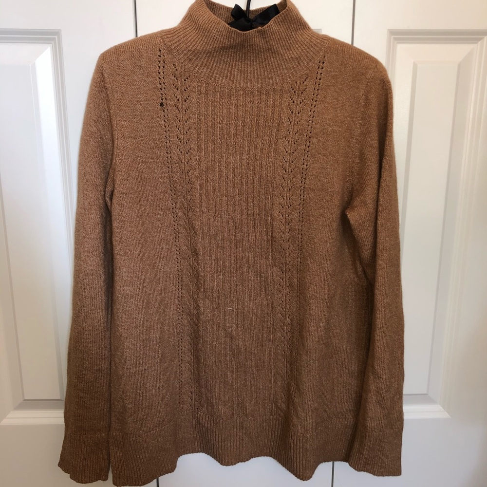 Old Navy Sweater